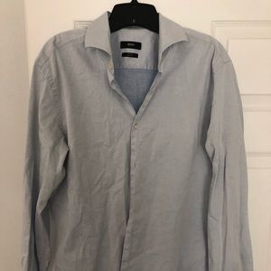 Hugo Boss men’s dress shirt.